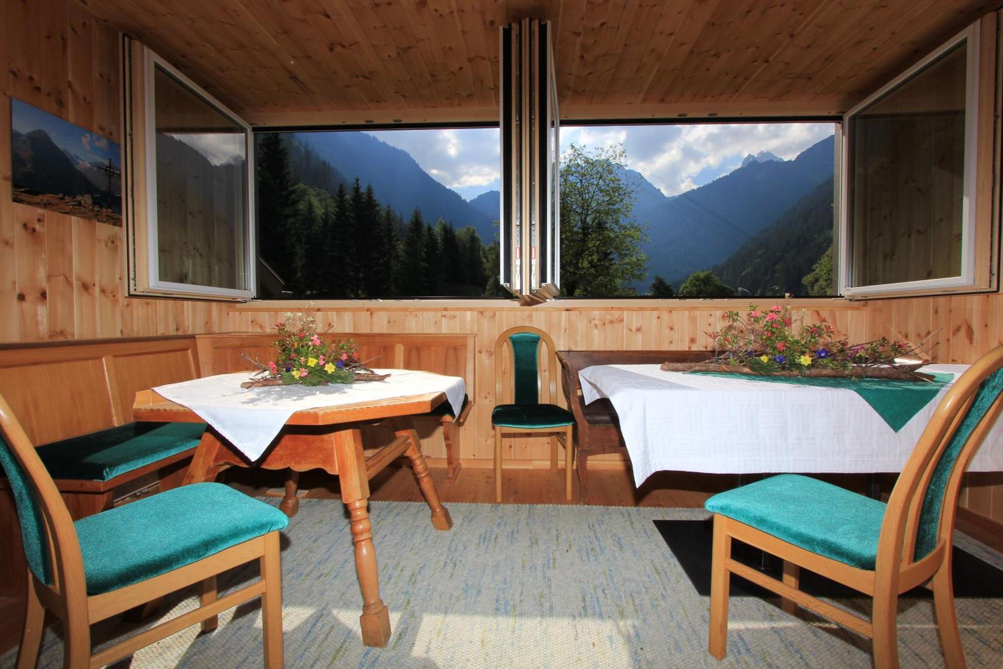 Haus Am Rain Bed & Breakfast Partenen Dış mekan fotoğraf